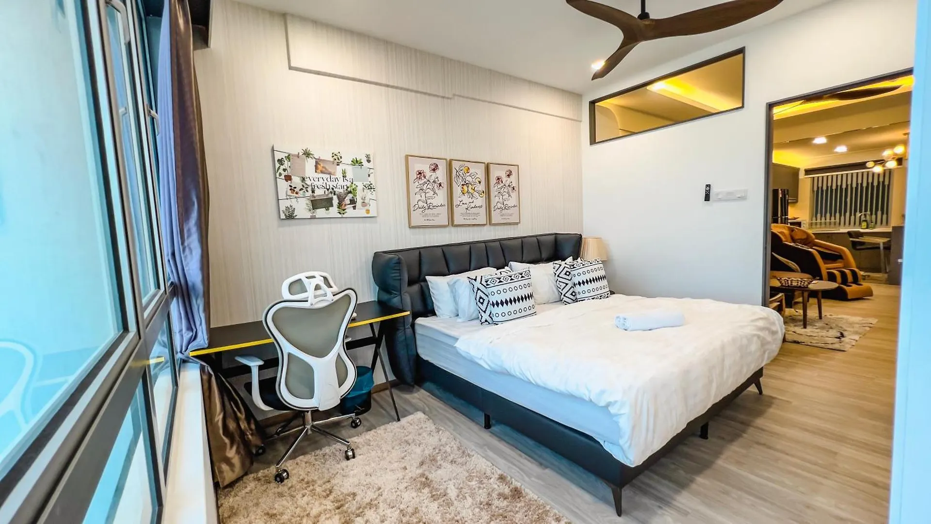 Cozy Comfy Designer Home Mount Austin Jb 5 Pax Johor Bahru Apartment